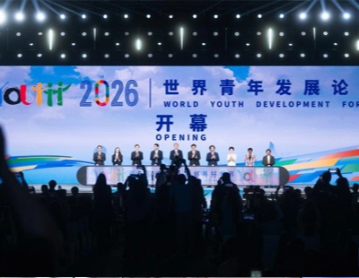 小胖又在指导樊振东